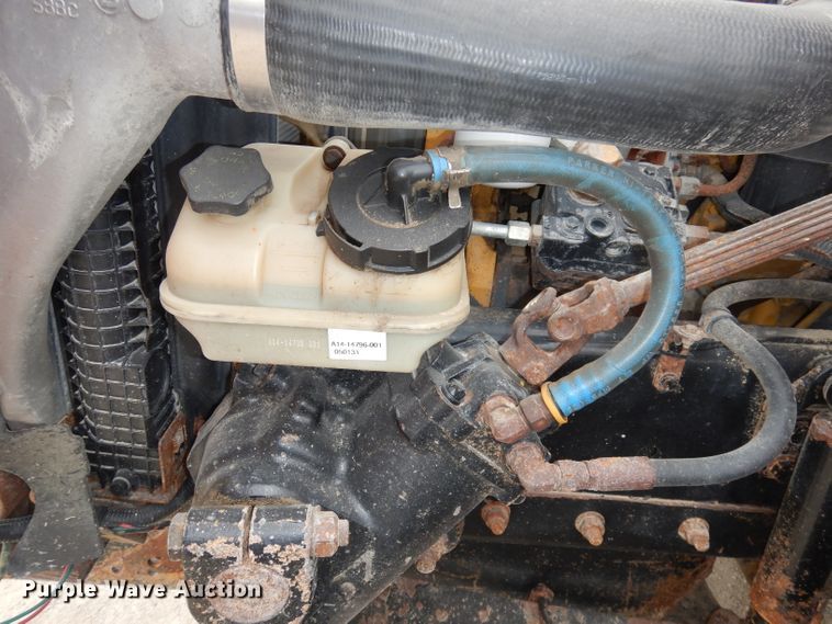 image for item DJ6805 2005 Freightliner Business Class M2  dump truck