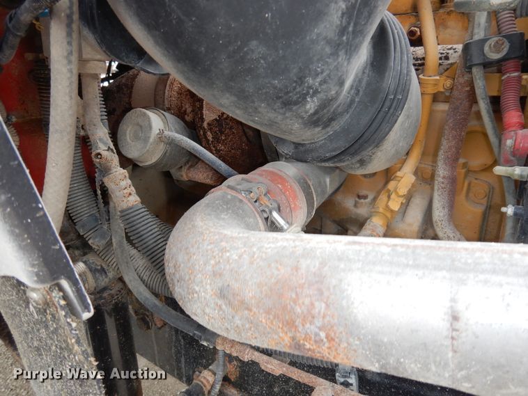 image for item DJ6805 2005 Freightliner Business Class M2  dump truck