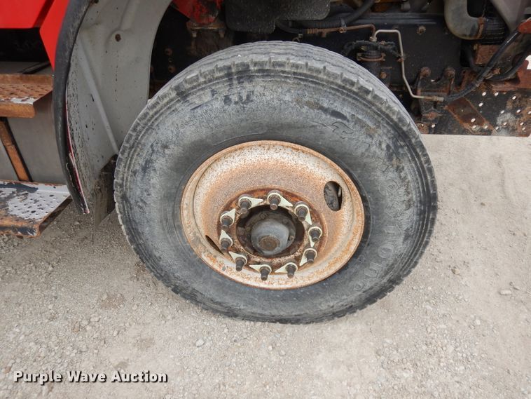 image for item DJ6805 2005 Freightliner Business Class M2  dump truck