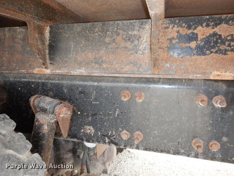 image for item DJ6805 2005 Freightliner Business Class M2  dump truck