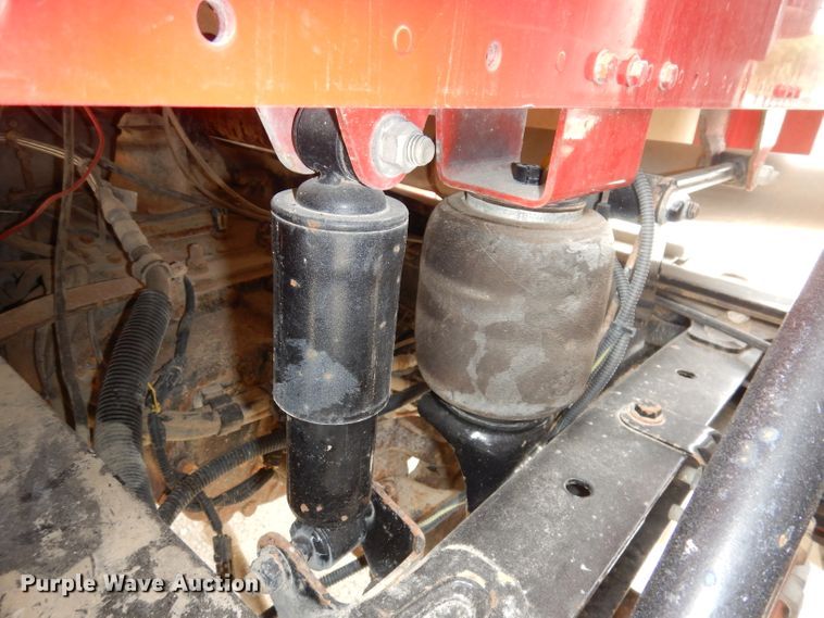 image for item DJ6805 2005 Freightliner Business Class M2  dump truck