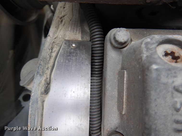 image for item DJ6806 2006 Peterbilt 335  flatbed truck