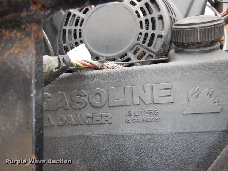 image for item DJ6806 2006 Peterbilt 335  flatbed truck