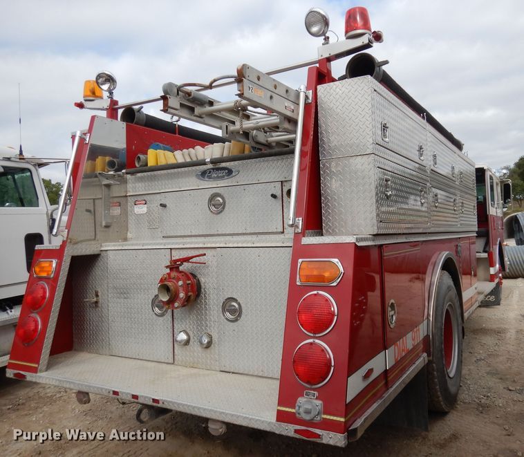 image for item DJ6807 1987 Pierce Lance  fire truck
