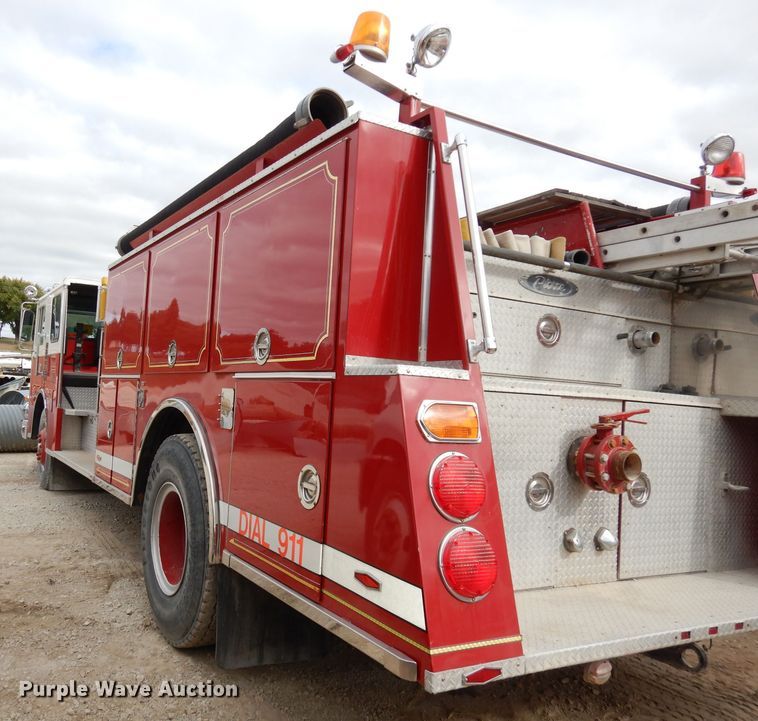 image for item DJ6807 1987 Pierce Lance  fire truck