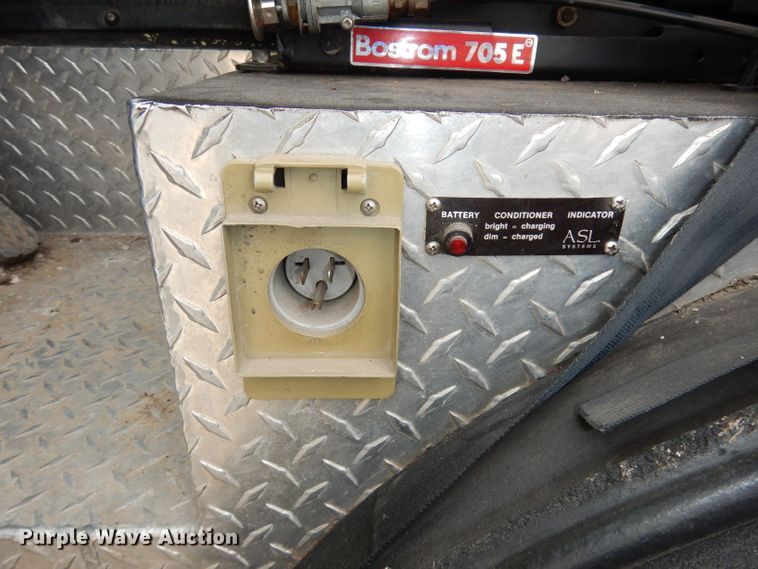 image for item DJ6807 1987 Pierce Lance  fire truck