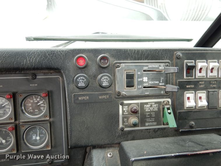 image for item DJ6807 1987 Pierce Lance  fire truck