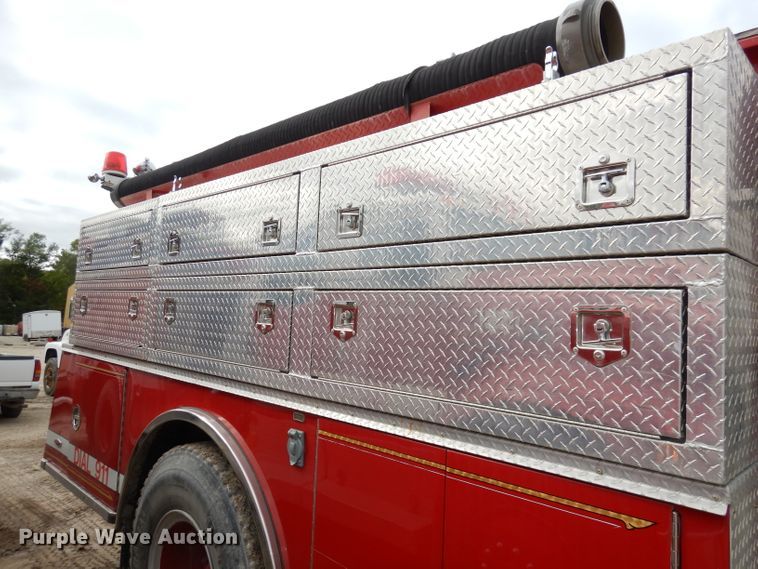 image for item DJ6807 1987 Pierce Lance  fire truck
