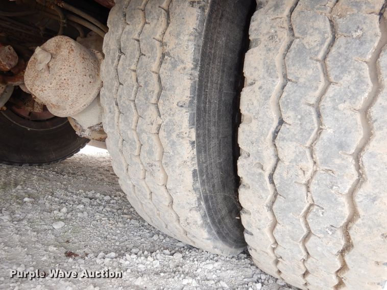 image for item DJ6807 1987 Pierce Lance  fire truck