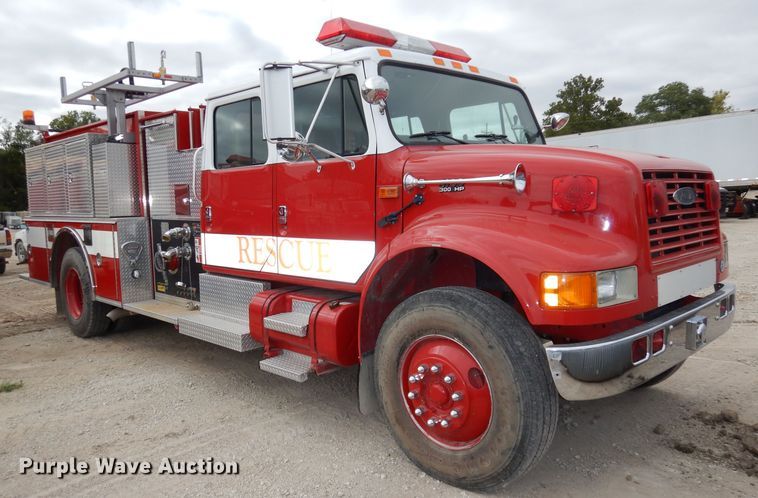image for item DJ6808 1994 International 4900  Pierce fire truck