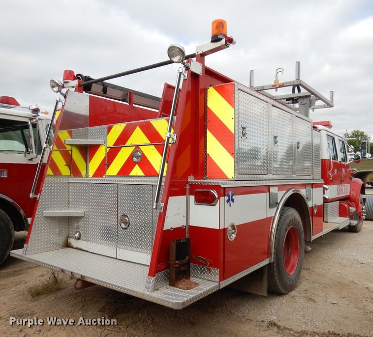 image for item DJ6808 1994 International 4900  Pierce fire truck