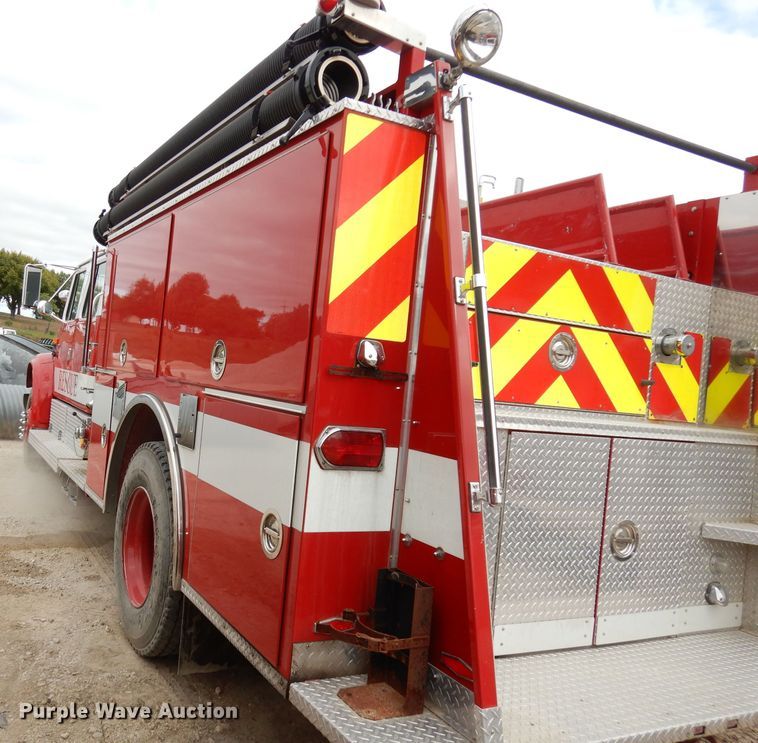 image for item DJ6808 1994 International 4900  Pierce fire truck