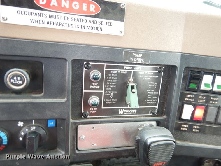 image for item DJ6808 1994 International 4900  Pierce fire truck