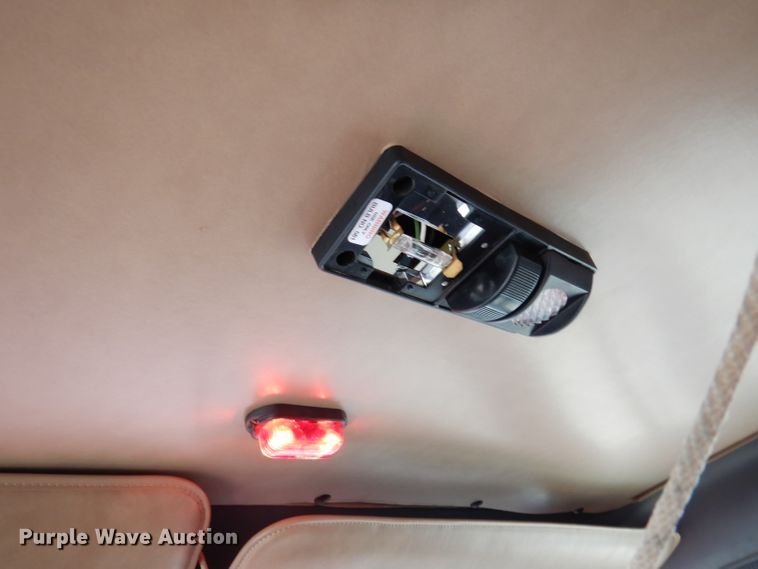 image for item DJ6808 1994 International 4900  Pierce fire truck