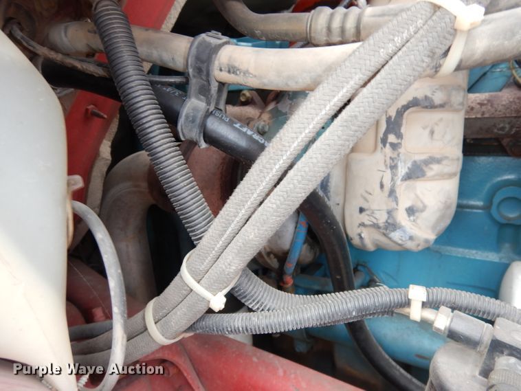 image for item DJ6808 1994 International 4900  Pierce fire truck