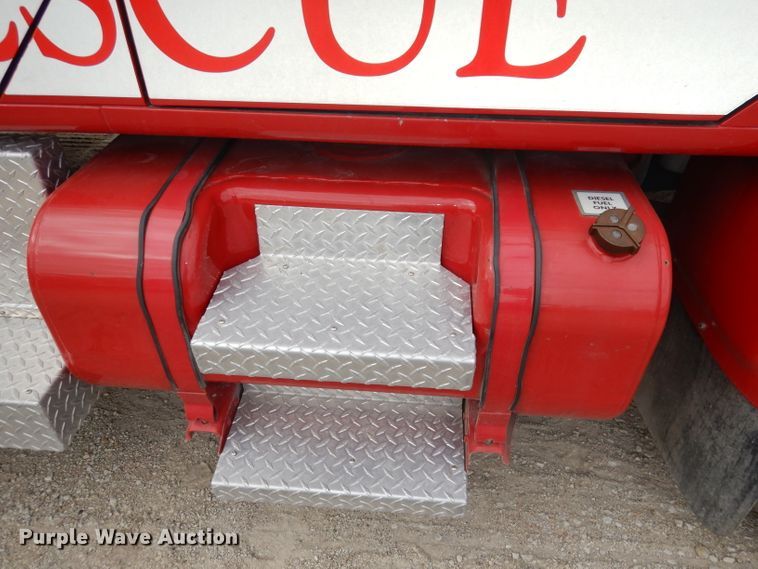 image for item DJ6808 1994 International 4900  Pierce fire truck