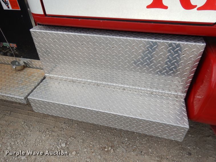 image for item DJ6808 1994 International 4900  Pierce fire truck