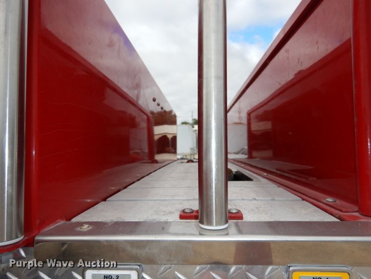 image for item DJ6808 1994 International 4900  Pierce fire truck