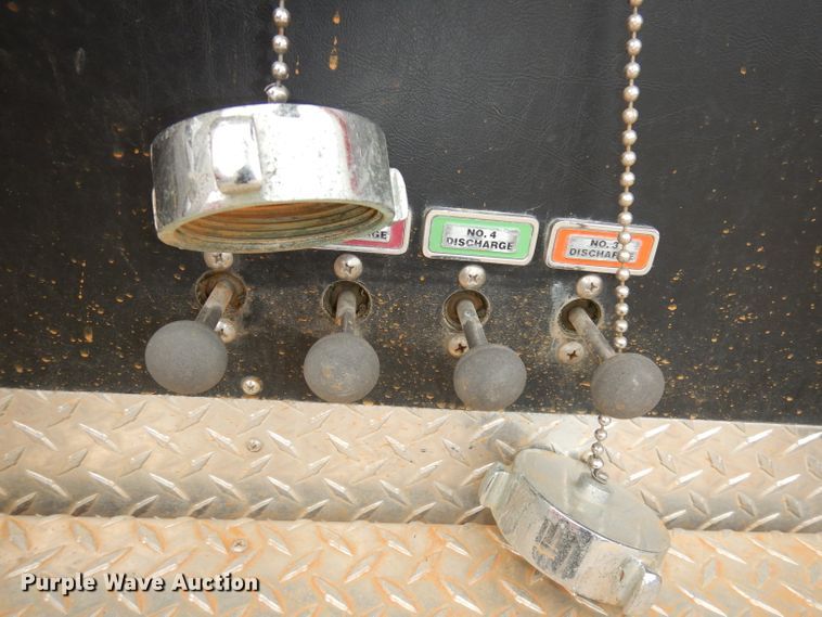 image for item DJ6808 1994 International 4900  Pierce fire truck