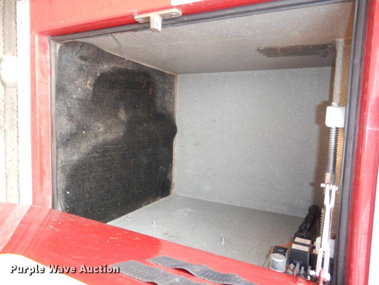 image for item DJ6808 1994 International 4900  Pierce fire truck