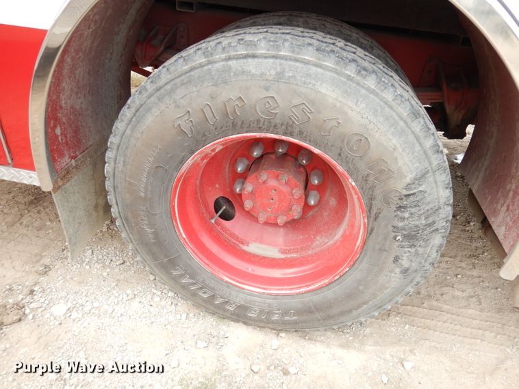 image for item DJ6808 1994 International 4900  Pierce fire truck