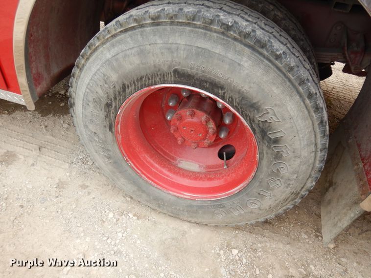 image for item DJ6808 1994 International 4900  Pierce fire truck