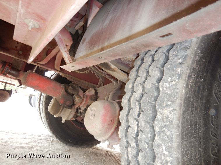 image for item DJ6808 1994 International 4900  Pierce fire truck