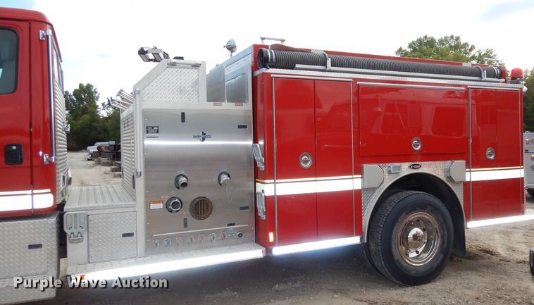 image for item DJ6809 2003 Freightliner FL70 E-One  fire truck