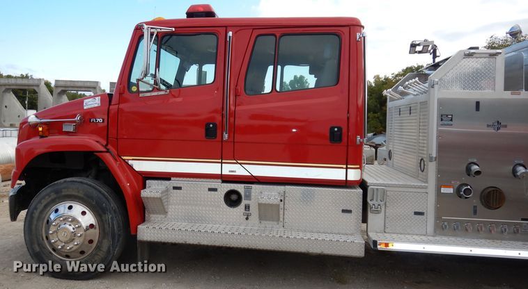 image for item DJ6809 2003 Freightliner FL70 E-One  fire truck