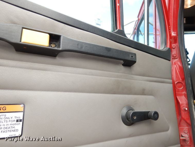 image for item DJ6809 2003 Freightliner FL70 E-One  fire truck