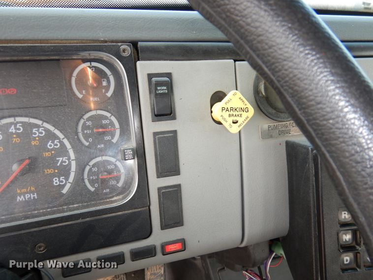 image for item DJ6809 2003 Freightliner FL70 E-One  fire truck