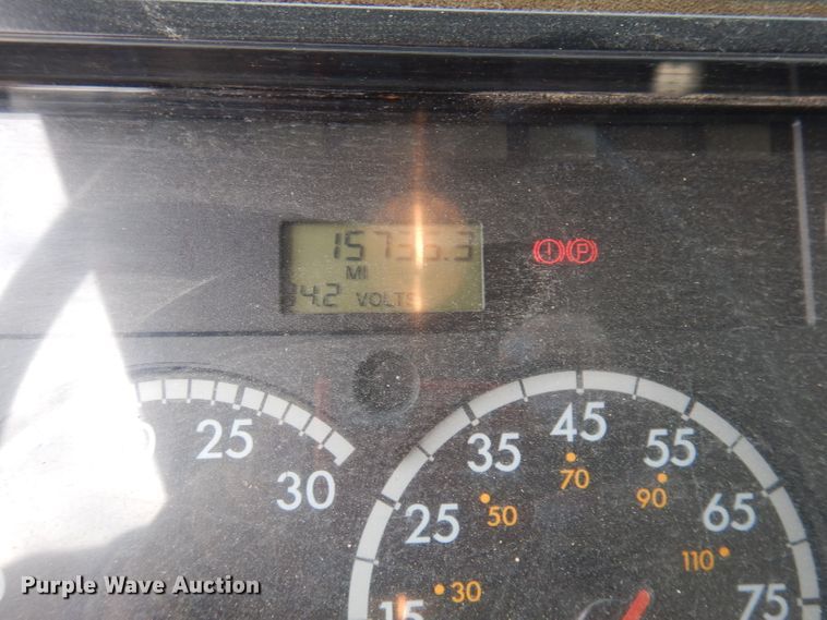 image for item DJ6809 2003 Freightliner FL70 E-One  fire truck