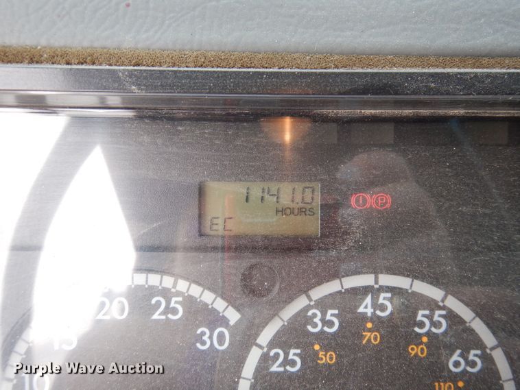 image for item DJ6809 2003 Freightliner FL70 E-One  fire truck