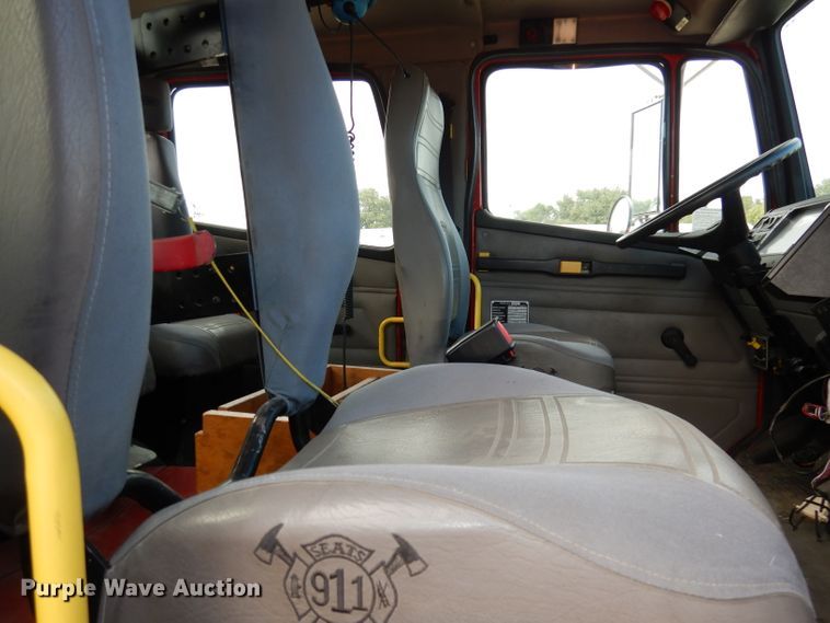 image for item DJ6809 2003 Freightliner FL70 E-One  fire truck