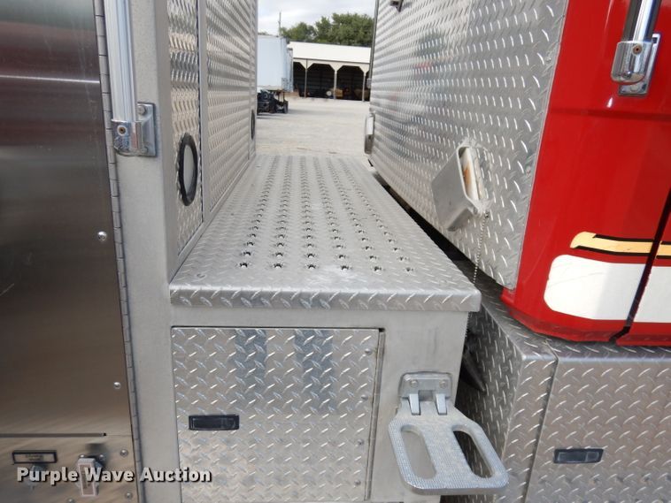 image for item DJ6809 2003 Freightliner FL70 E-One  fire truck