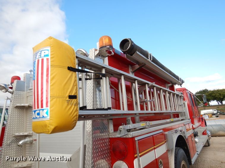 image for item DJ6809 2003 Freightliner FL70 E-One  fire truck