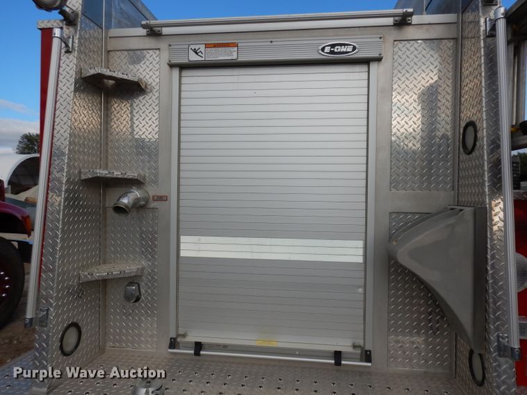 image for item DJ6809 2003 Freightliner FL70 E-One  fire truck