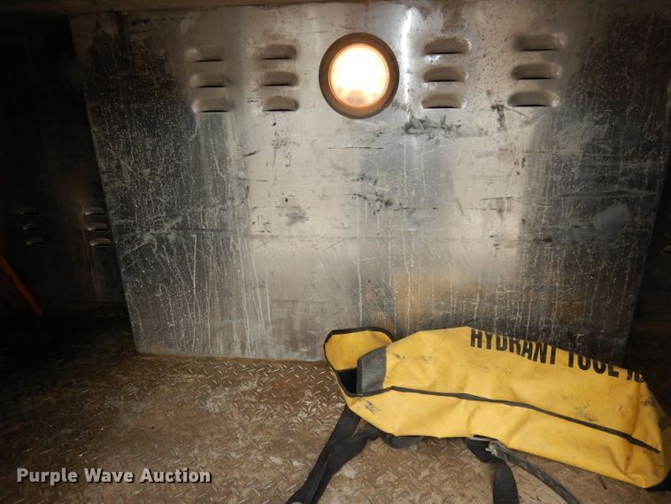 image for item DJ6809 2003 Freightliner FL70 E-One  fire truck