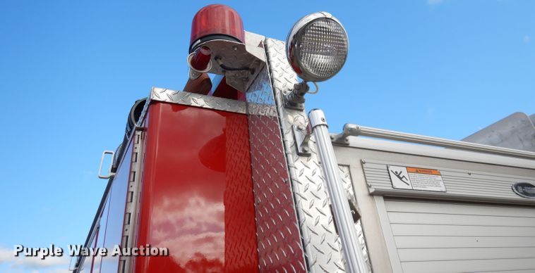 image for item DJ6809 2003 Freightliner FL70 E-One  fire truck