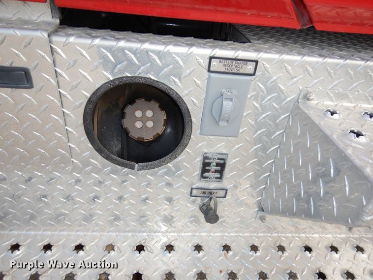 image for item DJ6809 2003 Freightliner FL70 E-One  fire truck