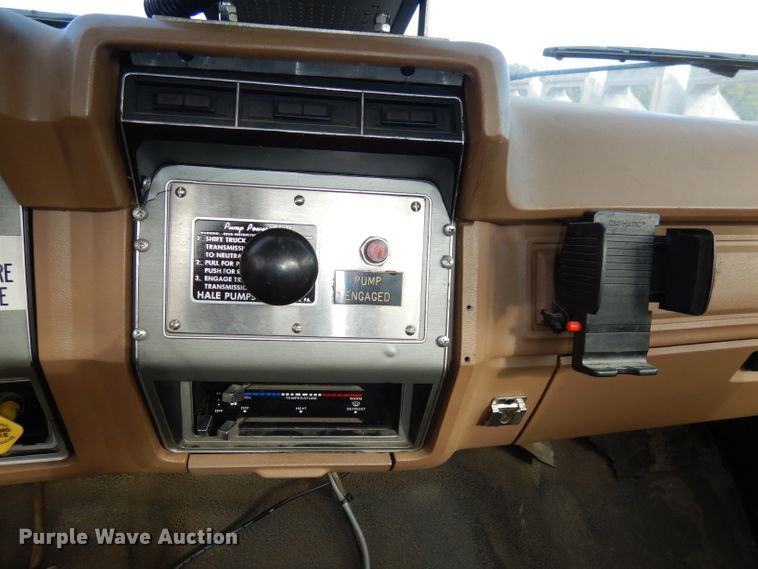 image for item DJ6810 1987 Ford F8000  fire truck