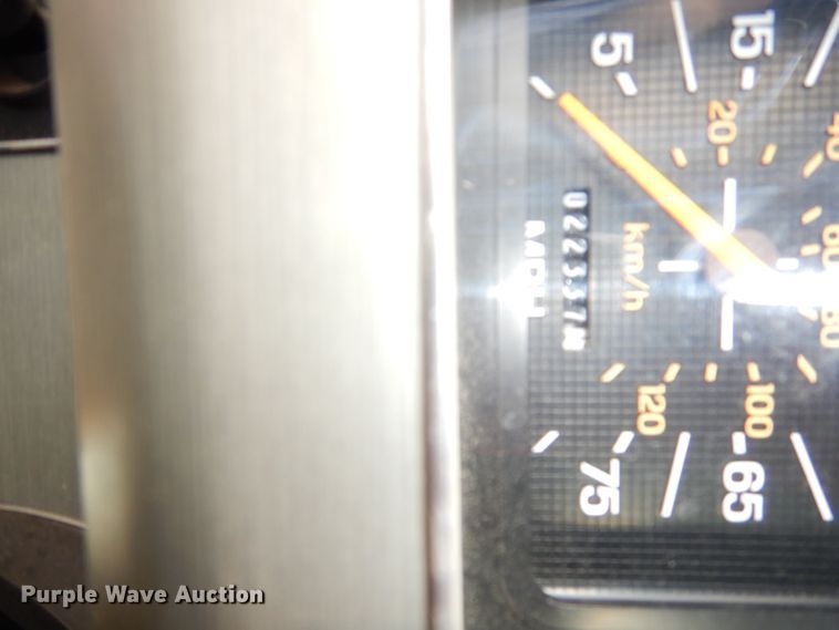 image for item DJ6810 1987 Ford F8000  fire truck