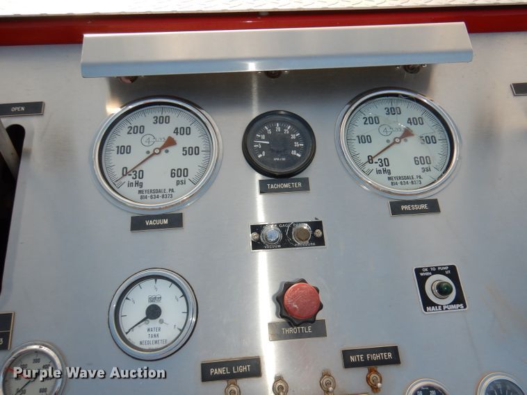 image for item DJ6810 1987 Ford F8000  fire truck