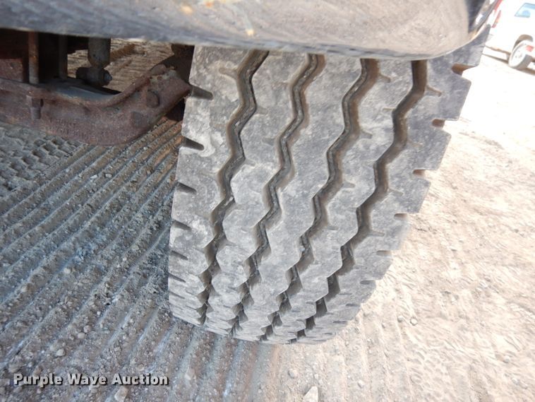 image for item DJ6810 1987 Ford F8000  fire truck