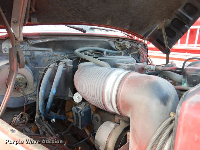 image for item DJ6810 1987 Ford F8000  fire truck