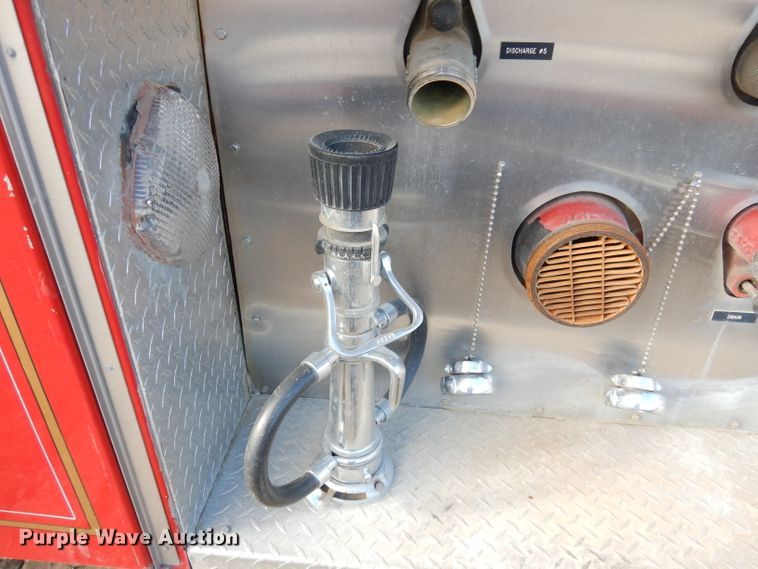 image for item DJ6810 1987 Ford F8000  fire truck