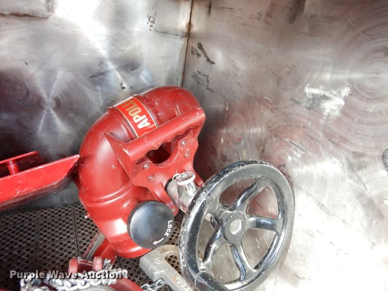 image for item DJ6810 1987 Ford F8000  fire truck