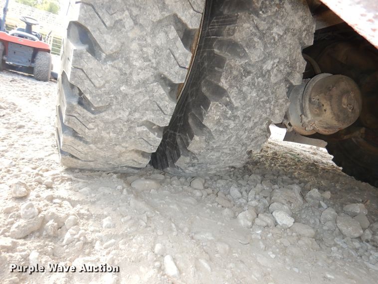 image for item DJ6810 1987 Ford F8000  fire truck