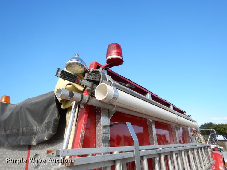 image for item DJ6810 1987 Ford F8000  fire truck