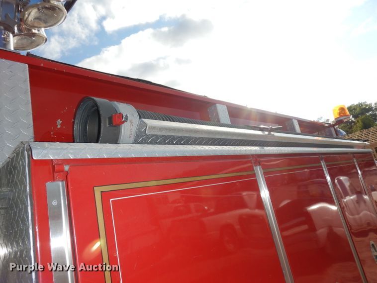 image for item DJ6810 1987 Ford F8000  fire truck